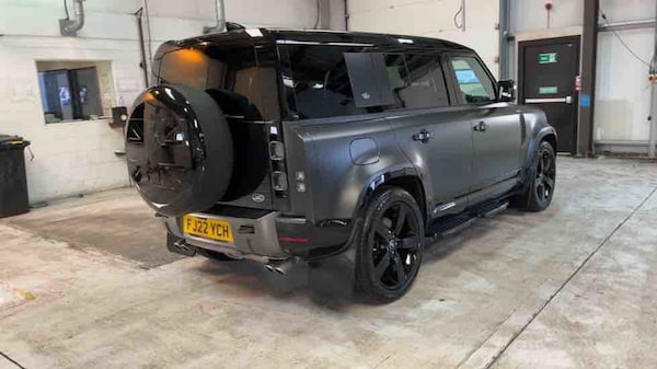 Used Land Rover Defender 110 2022 for sale - 75803177: Photo 57