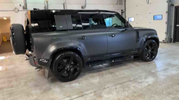 Used Land Rover Defender 110 2022 for sale - 75803177: Photo 76