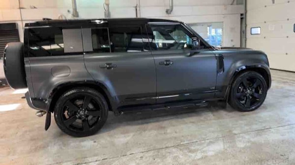 Used Land Rover Defender 110 2022 for sale - 75803177: Photo 87
