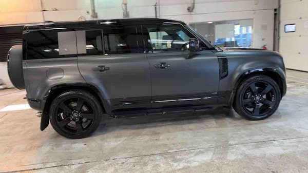 Used Land Rover Defender 110 2022 for sale - 75803177: Photo 95