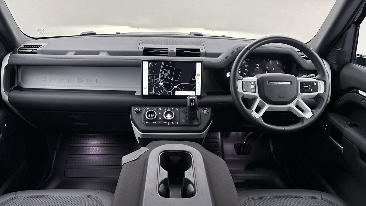 Used Land Rover Defender 90 2024 for sale - 76334504: Photo 12