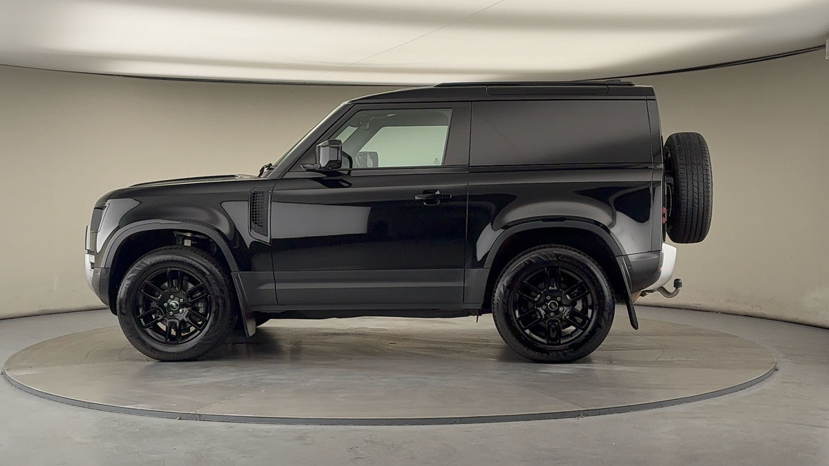 Used Land Rover Defender 90 2024 for sale - 76334504: Photo 27