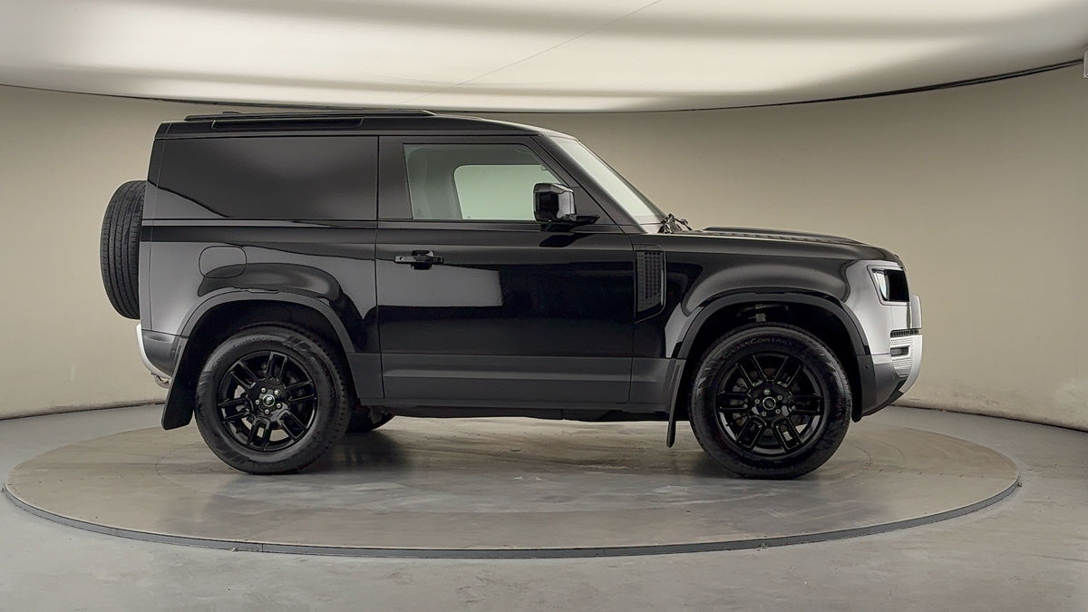 Used Land Rover Defender 90 2024 for sale - 76334504: Photo 36