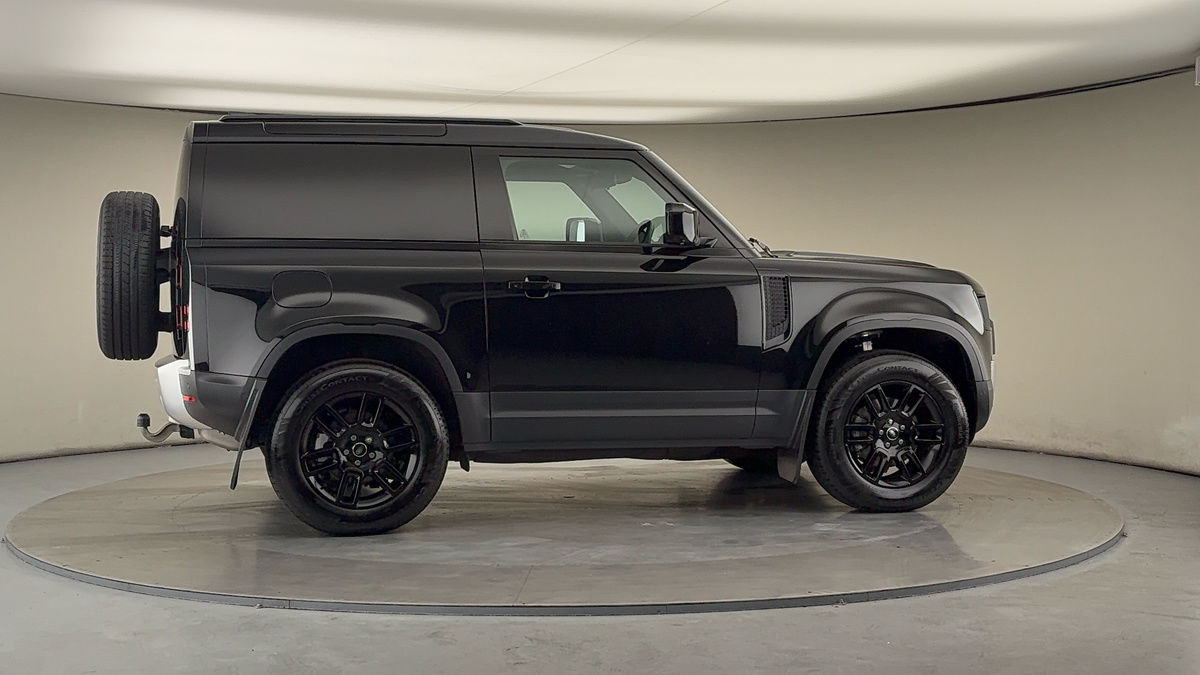 Used Land Rover Defender 90 2024 for sale - 76334504: Photo 37