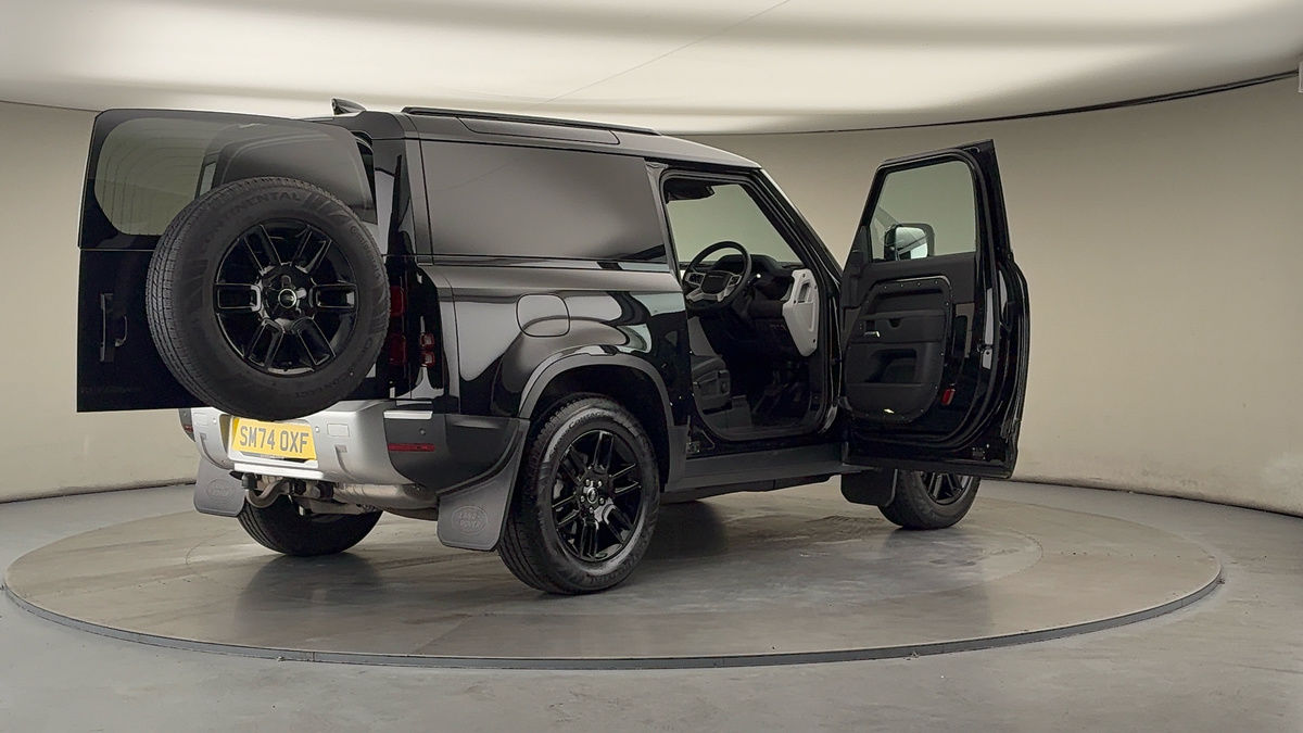 Used Land Rover Defender 90 2024 for sale - 76334504: Photo 58