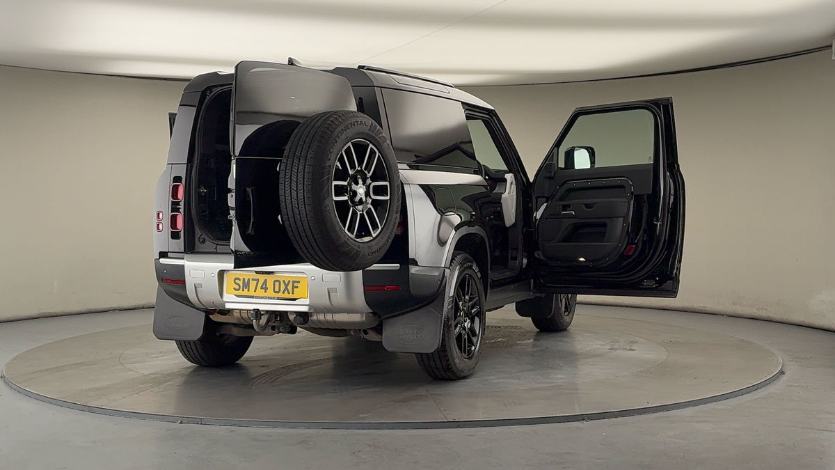 Used Land Rover Defender 90 2024 for sale - 76334504: Photo 59