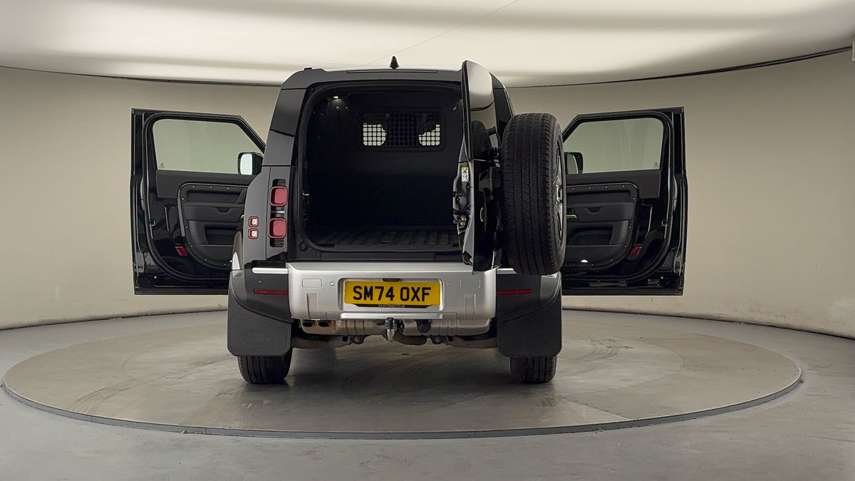 Used Land Rover Defender 90 2024 for sale - 76334504: Photo 60