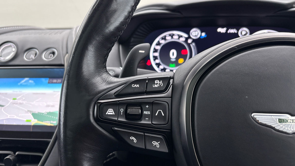 Used Aston Martin DBX 2021 for sale - 76924152: Photo 13