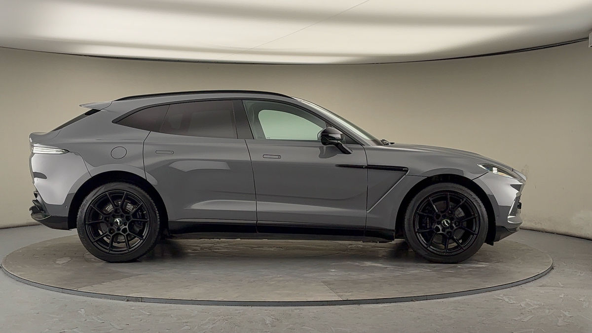 Used Aston Martin DBX 2021 for sale - 76924152: Photo 16