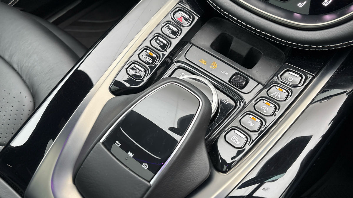 Used Aston Martin DBX 2021 for sale - 76924152: Photo 25