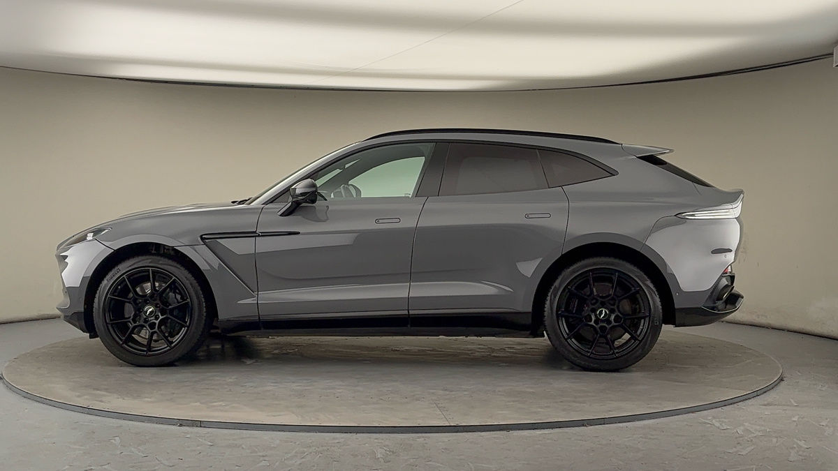 Used Aston Martin DBX 2021 for sale - 76924152: Photo 31