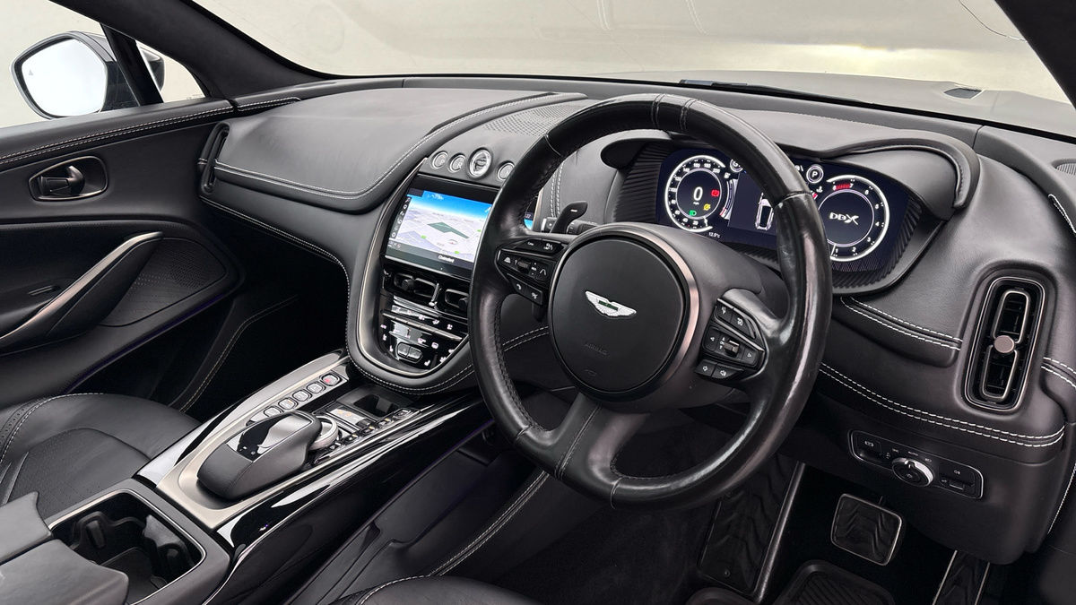 Used Aston Martin DBX 2021 for sale - 76924152: Photo 5