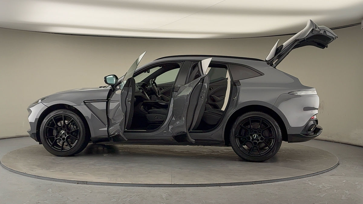 Used Aston Martin DBX 2021 for sale - 76924152: Photo 50