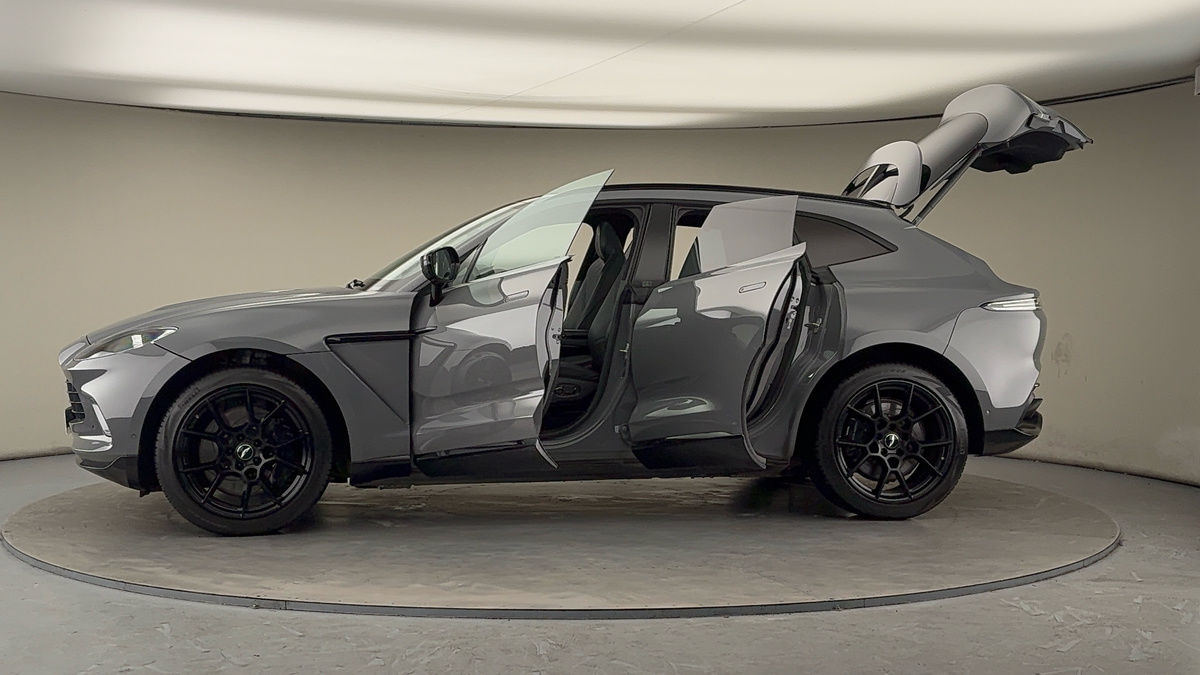 Used Aston Martin DBX 2021 for sale - 76924152: Photo 51