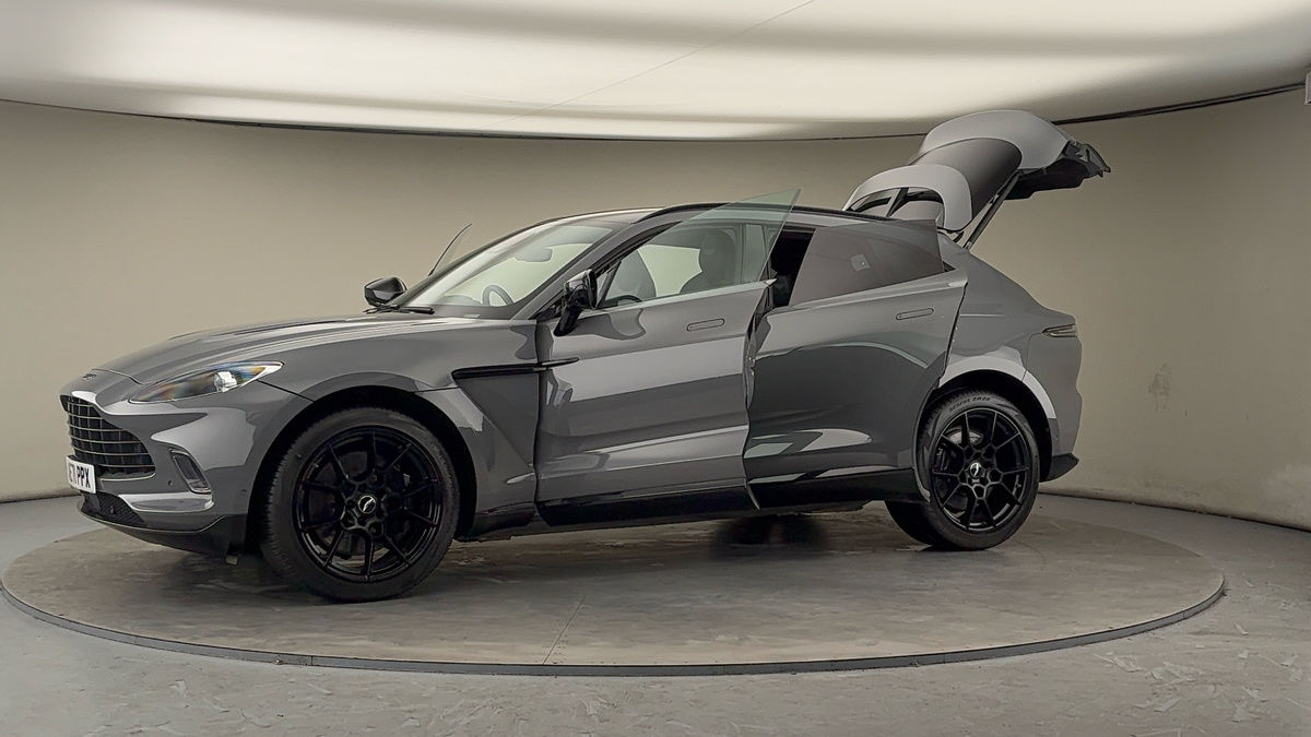 Used Aston Martin DBX 2021 for sale - 76924152: Photo 52