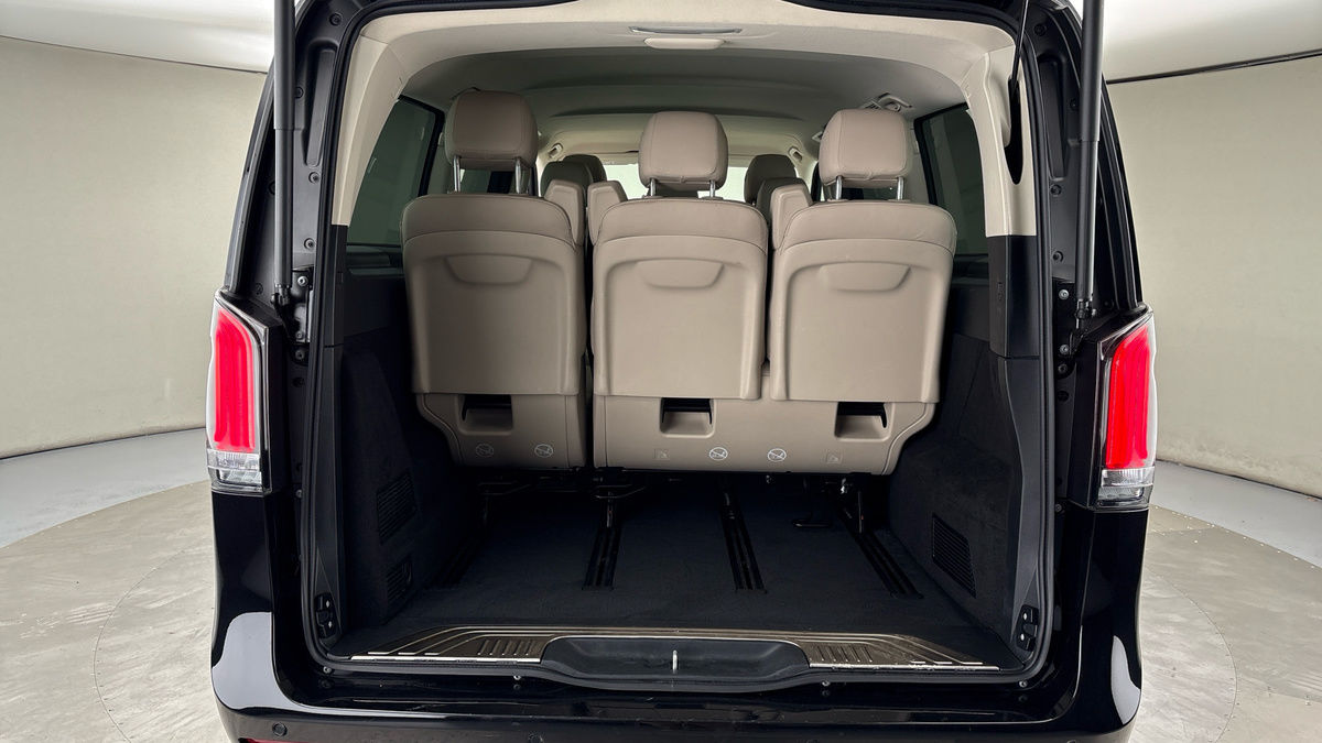 Used Mercedes-Benz V-Class 2024 for sale - 78213275: Photo 11