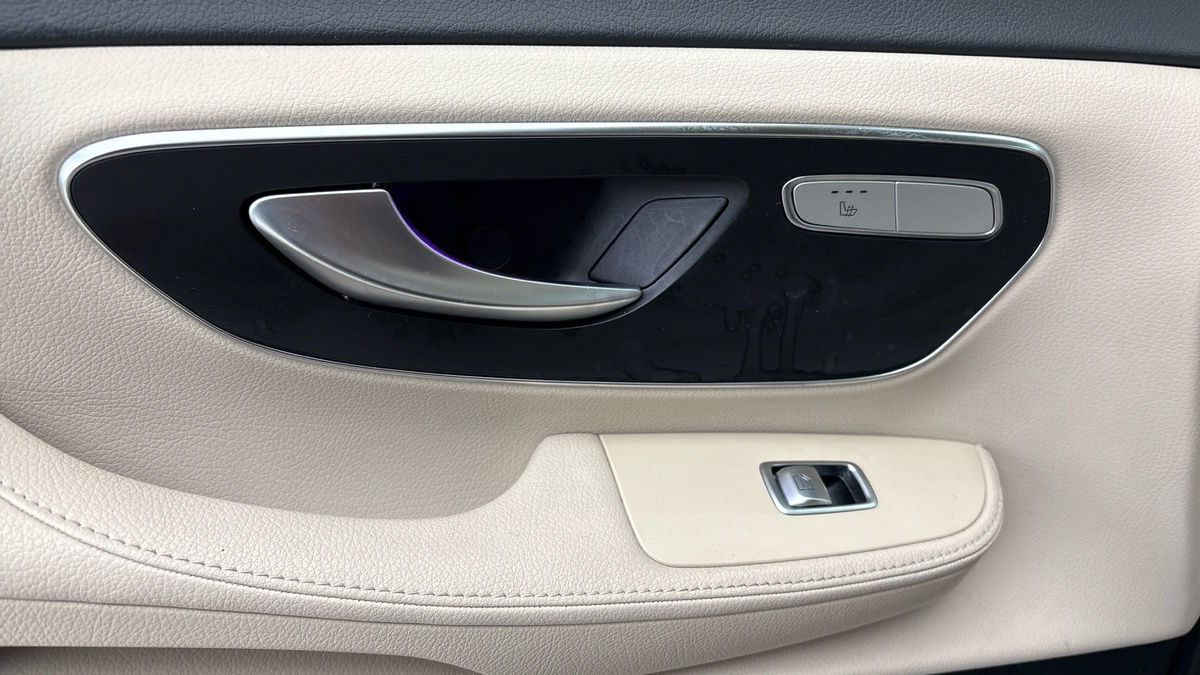 Used Mercedes-Benz V-Class 2024 for sale - 78213275: Photo 19