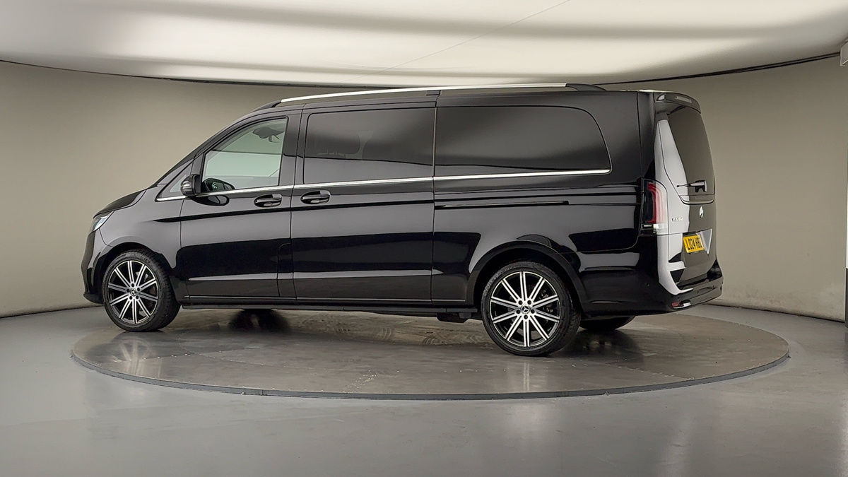 Used Mercedes-Benz V-Class 2024 for sale - 78213275: Photo 28