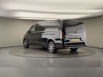 Used Mercedes-Benz V-Class 2024 for sale - 78213275: Photo