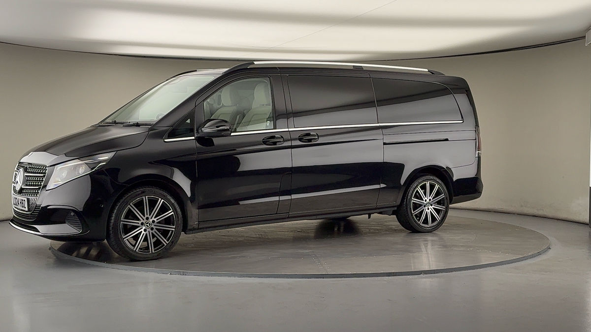 Used Mercedes-Benz V-Class 2024 for sale - 78213275: Photo 31