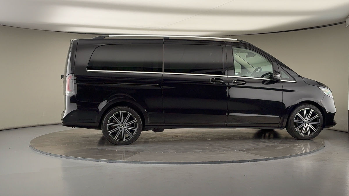 Used Mercedes-Benz V-Class 2024 for sale - 78213275: Photo 39