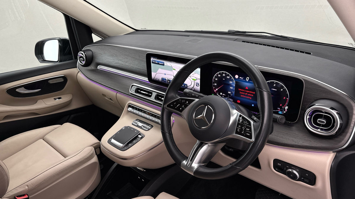 Used Mercedes-Benz V-Class 2024 for sale - 78213275: Photo 5