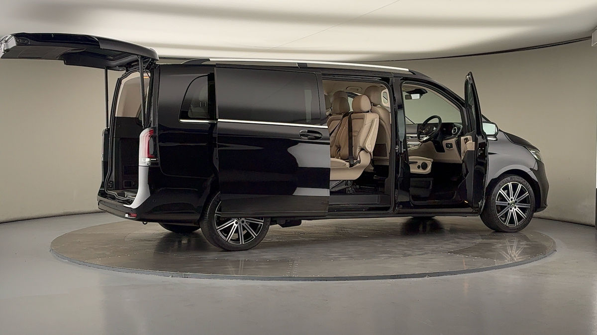 Used Mercedes-Benz V-Class 2024 for sale - 78213275: Photo 59