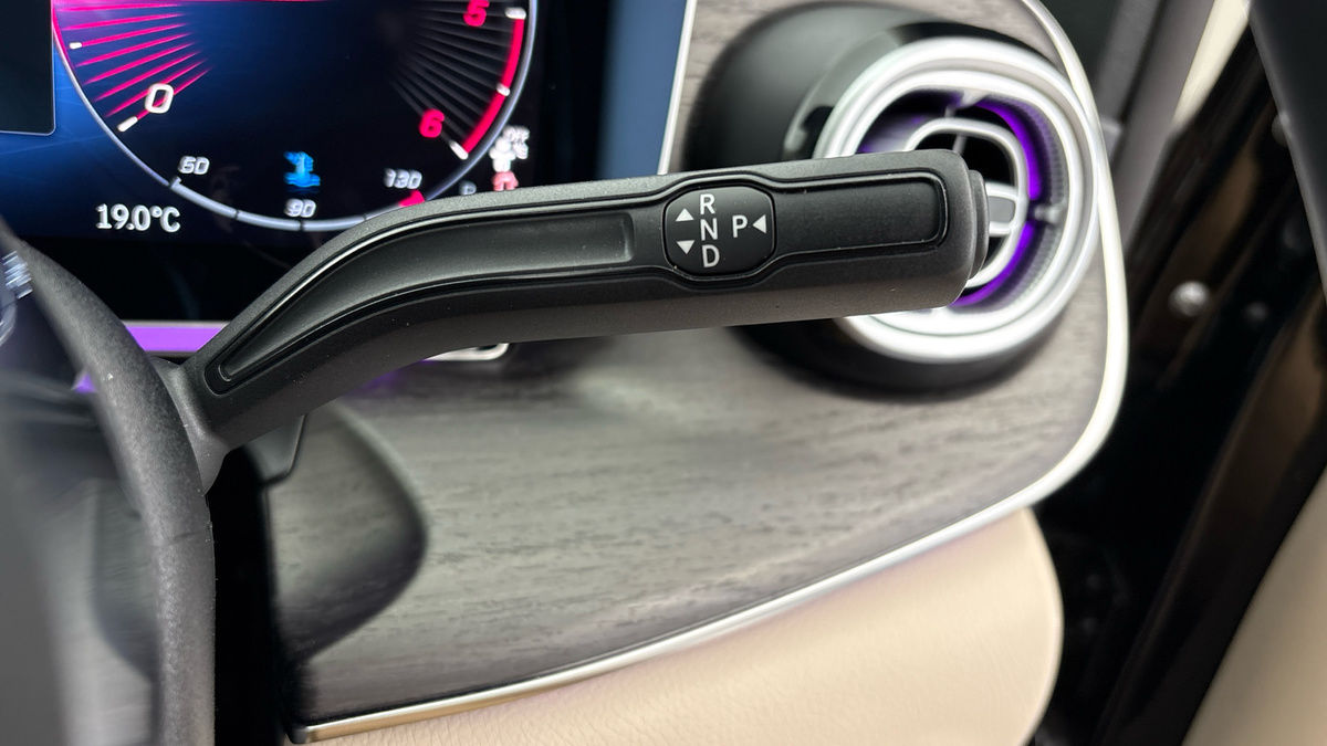 Used Mercedes-Benz V-Class 2024 for sale - 78213275: Photo 6