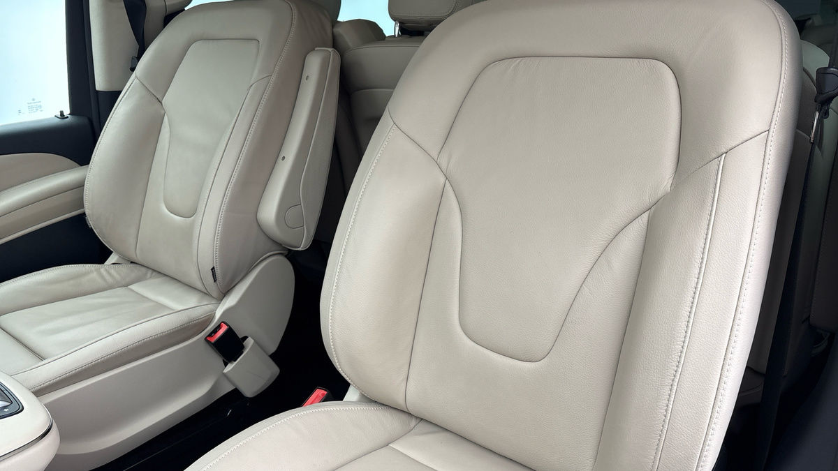 Used Mercedes-Benz V-Class 2024 for sale - 78213275: Photo 7