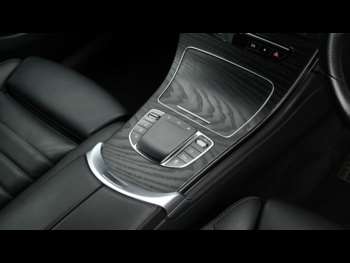 Used Mercedes-Benz GLC 2021 for sale - 74368775: Photo