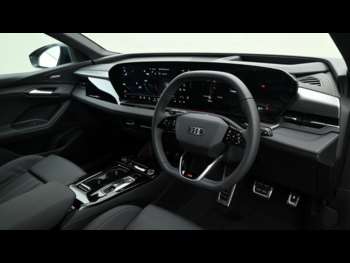 Used Audi Q6 e-tron 2024 for sale - 74320268: Photo