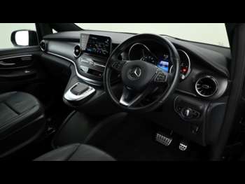 Used Mercedes-Benz V-Class 2023 for sale - 75068500: Photo