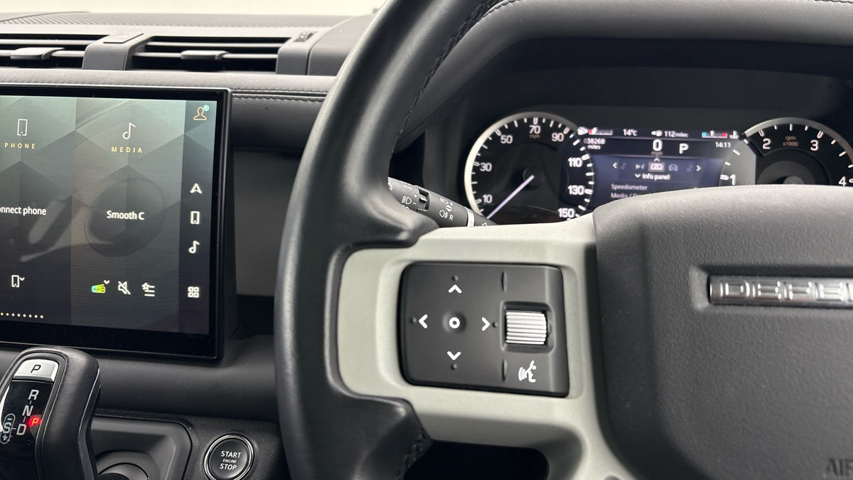 Used Land Rover Defender 2023 for sale - 78018086: Photo 13