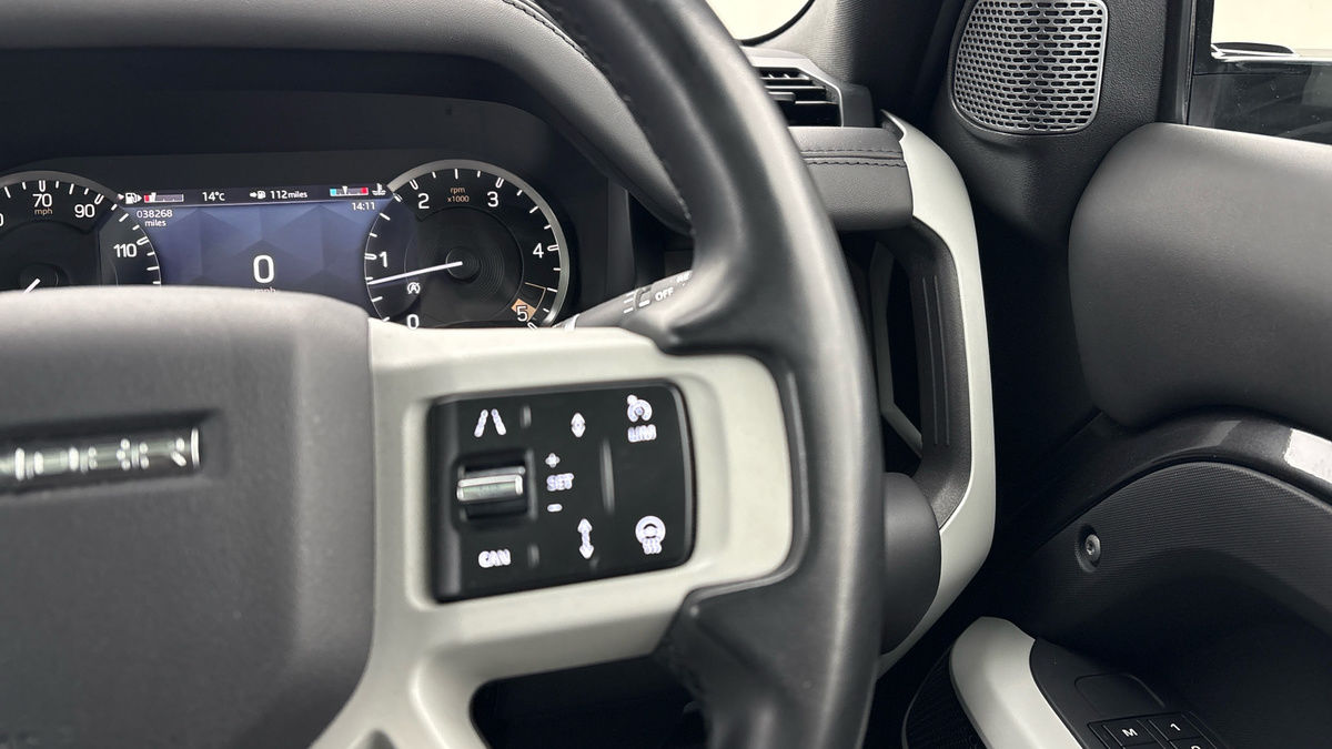 Used Land Rover Defender 2023 for sale - 78018086: Photo 14