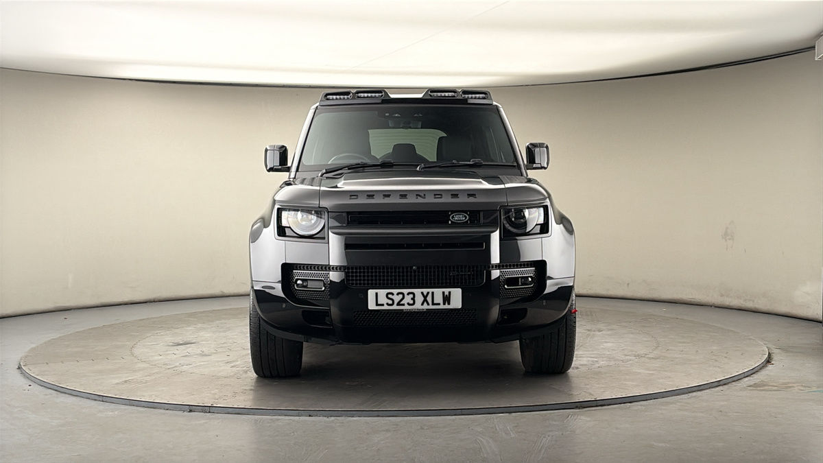 Used Land Rover Defender 2023 for sale - 78018086: Photo 3