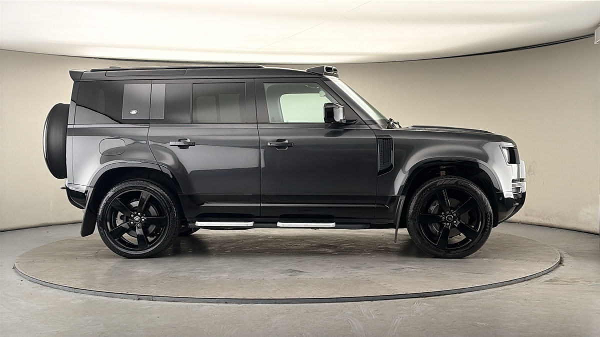 Used Land Rover Defender 2023 for sale - 78018086: Photo 36