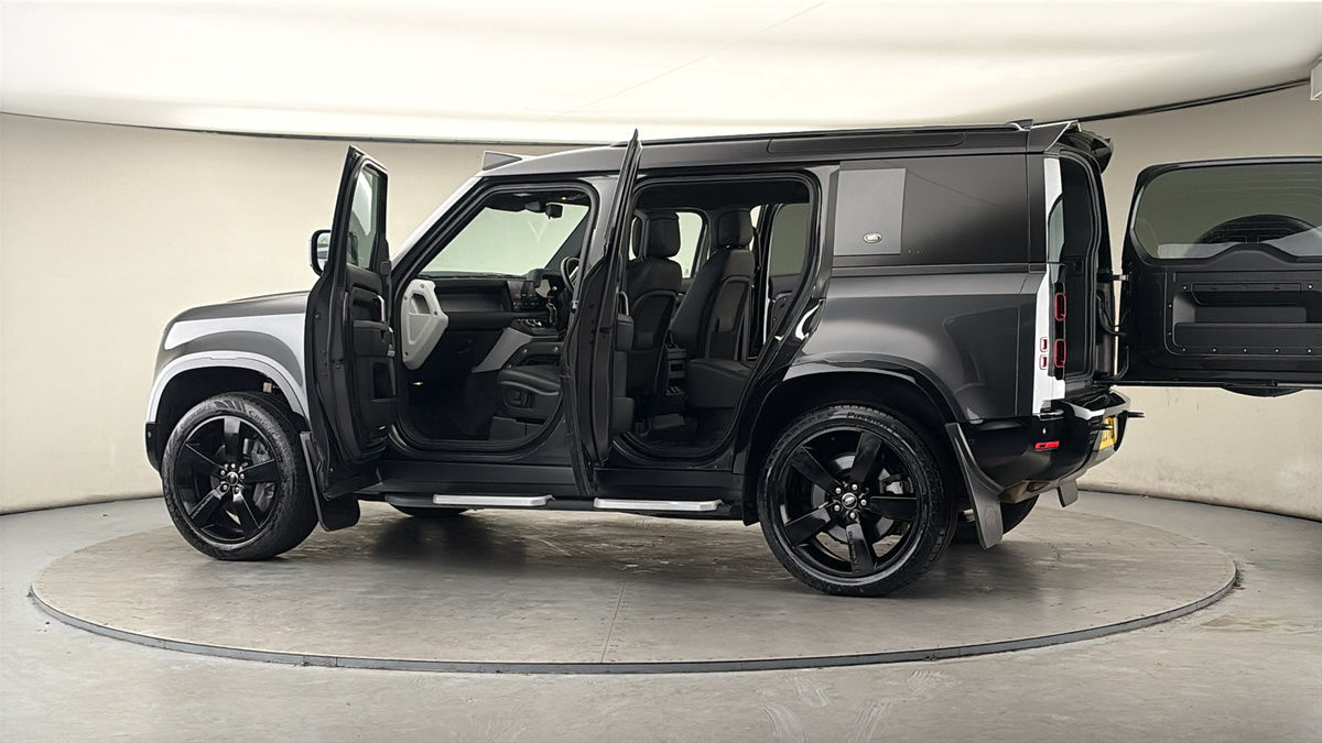 Used Land Rover Defender 2023 for sale - 78018086: Photo 45