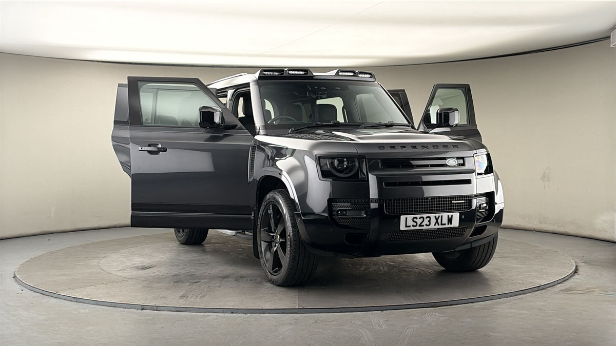 Used Land Rover Defender 2023 for sale - 78018086: Photo 52