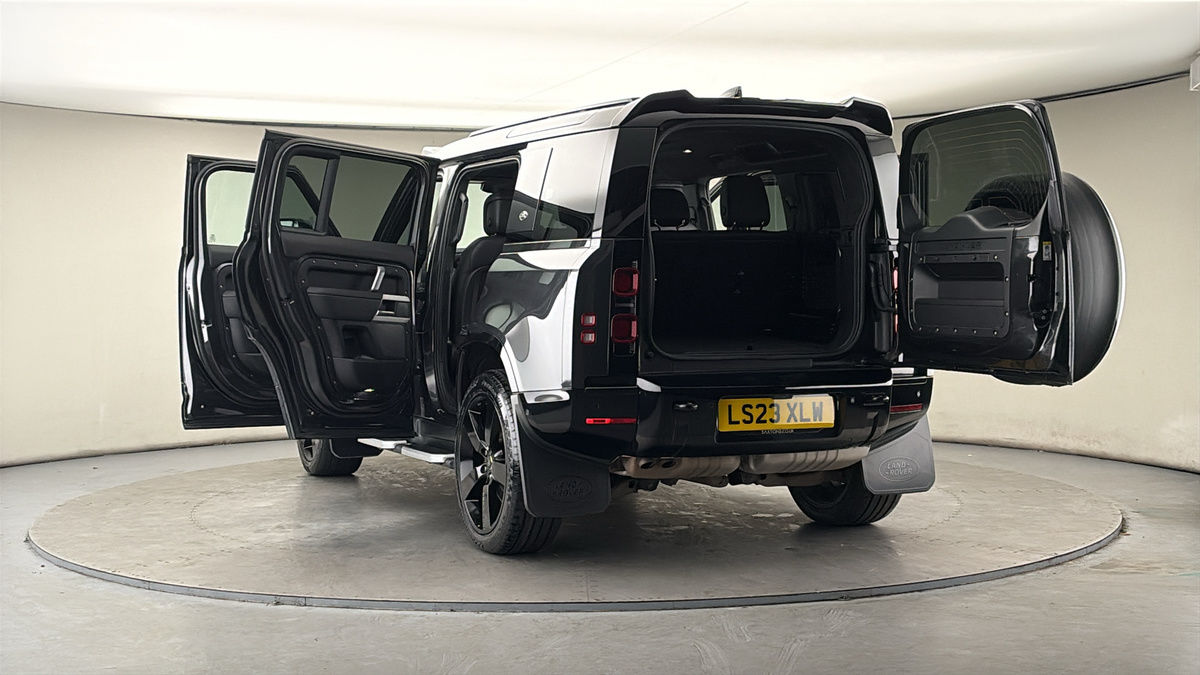 Used Land Rover Defender 2023 for sale - 78018086: Photo 61