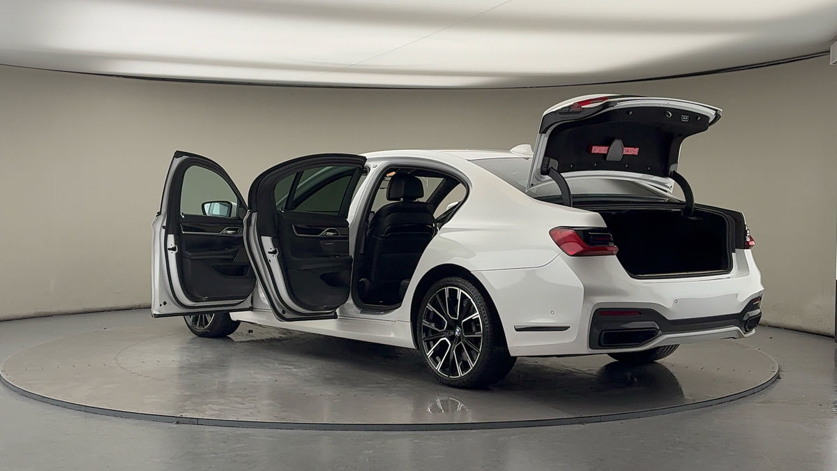 Used BMW 7 Series 2021 for sale - 77328903: Photo 43