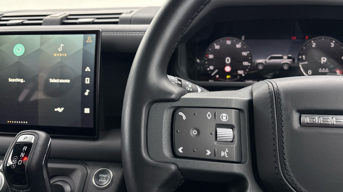 Used Land Rover Defender 110 2023 for sale - 76536417: Photo 13