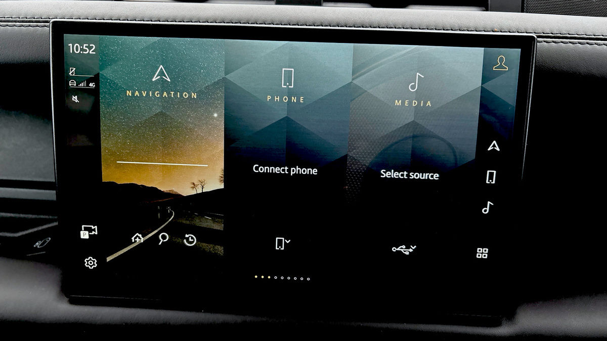 Used Land Rover Defender 110 2023 for sale - 76536417: Photo 17