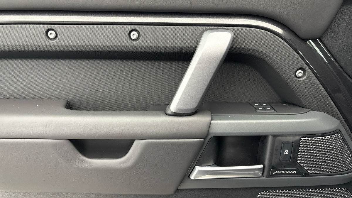 Used Land Rover Defender 110 2023 for sale - 76536417: Photo 19