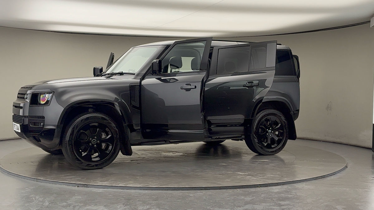 Used Land Rover Defender 110 2023 for sale - 76536417: Photo 48