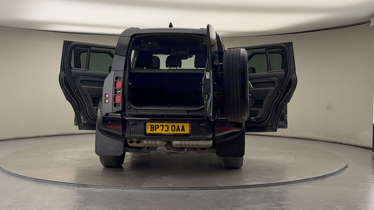 Used Land Rover Defender 110 2023 for sale - 76536417: Photo 60