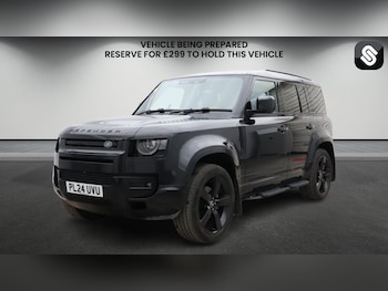 Used Land Rover Defender 2024 for sale - 78289101: Photo