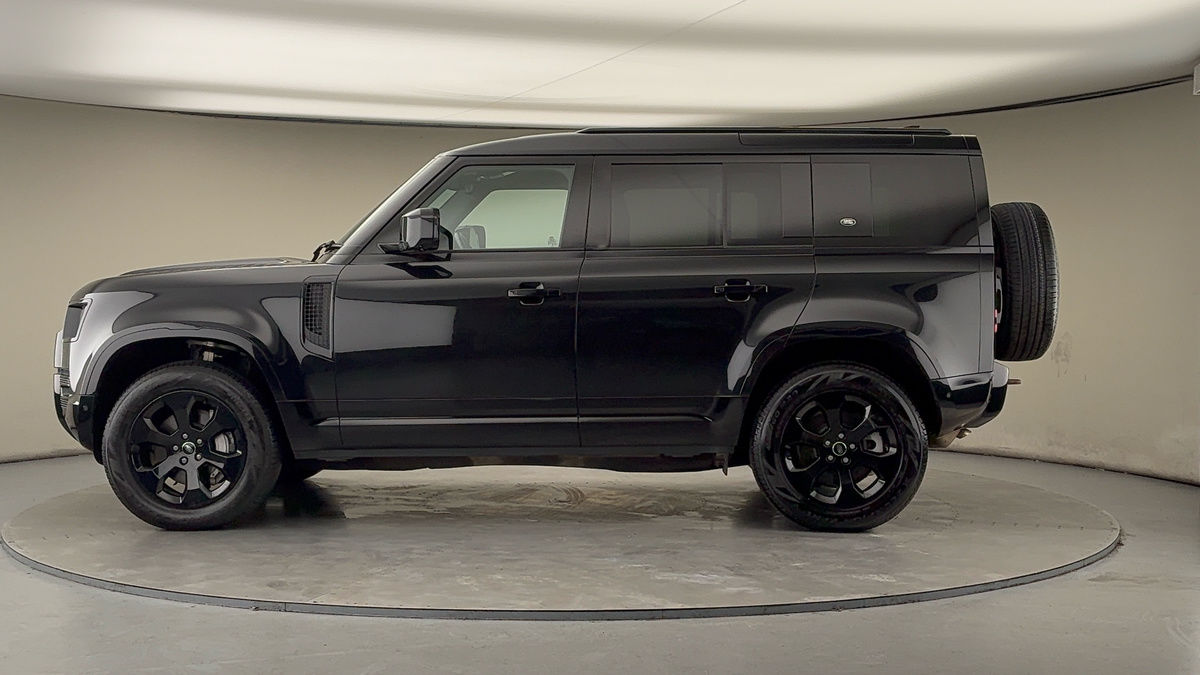 Used Land Rover Defender 110 2023 for sale - 77395063: Photo 15