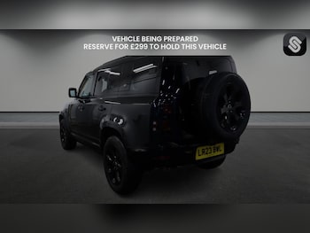 Used Land Rover Defender 2023 for sale - 77395063: Photo