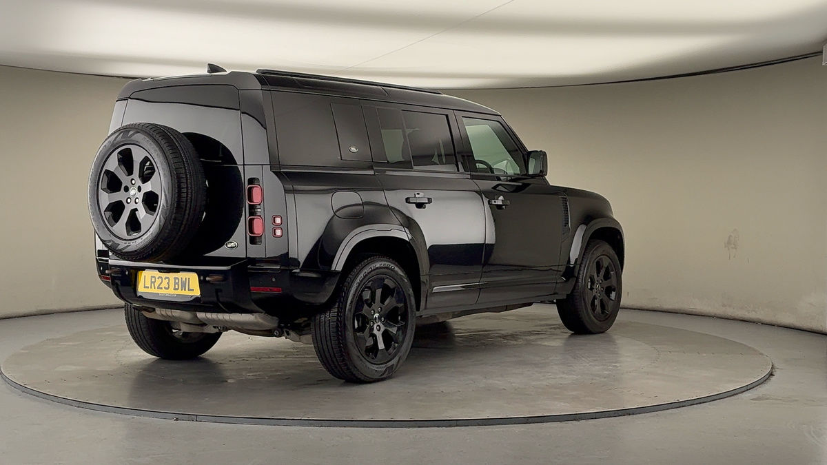 Used Land Rover Defender 110 2023 for sale - 77395063: Photo 40