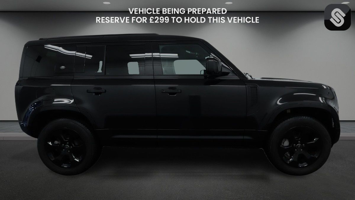 Used Land Rover Defender 2023 for sale - 77395063: Photo 5